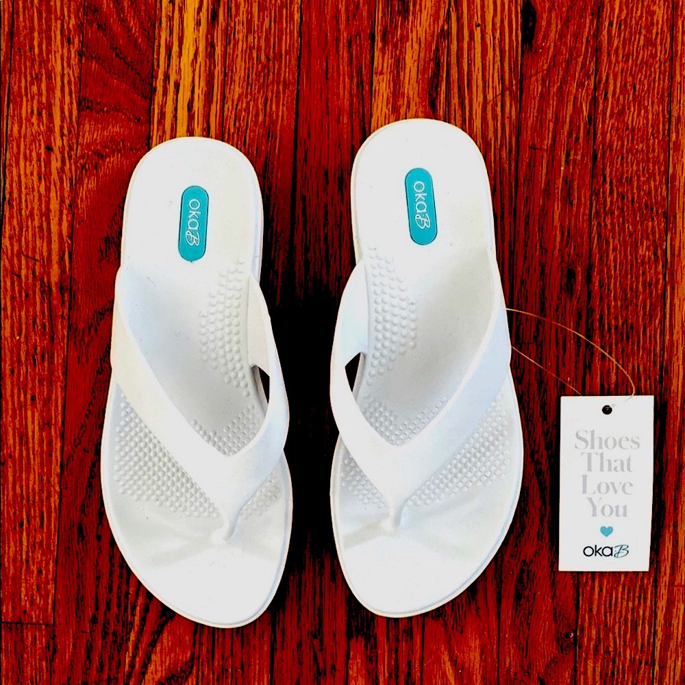OKA B White Flip Flops. EUC
